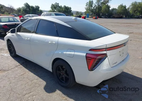 2016 Toyota Mirai из США, поврежденный, VIN JTDBVRBD0GA000468